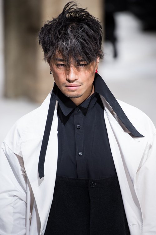 Yohji Yamamoto 17 Aw Homme Collection In Paris Twitter