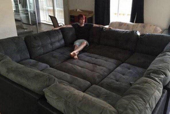 FunnyQuotees's tweet photo. Need this couch https://t.co/U7h1Cx7LaJ