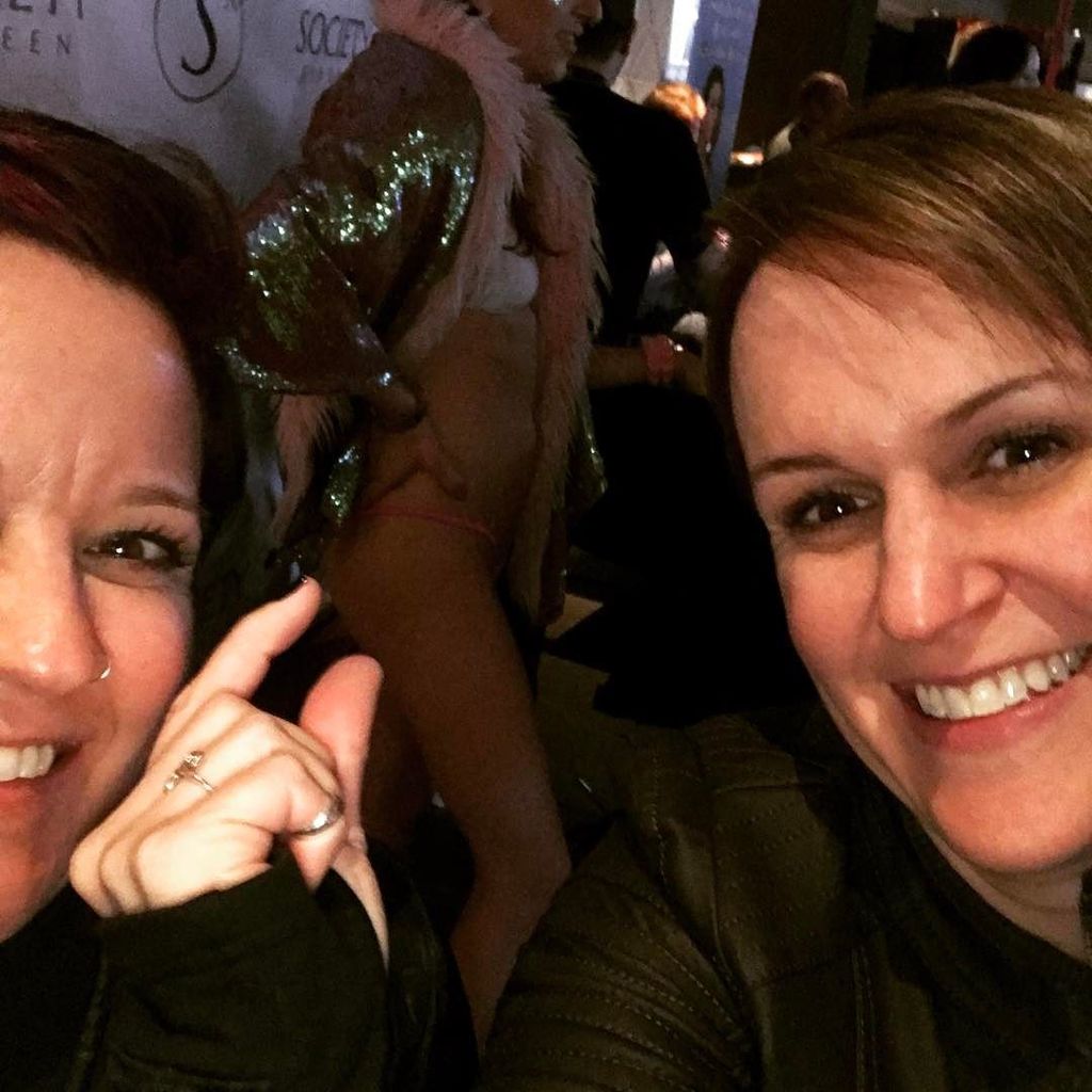 Polebuff's tweet photo. #AVN in full swing. Just a pinch 😂#Avn awards #Avn #Avn awards2017 https://t.co/OW3Lui3eBl https://t.co/hPSjTvcrlJ