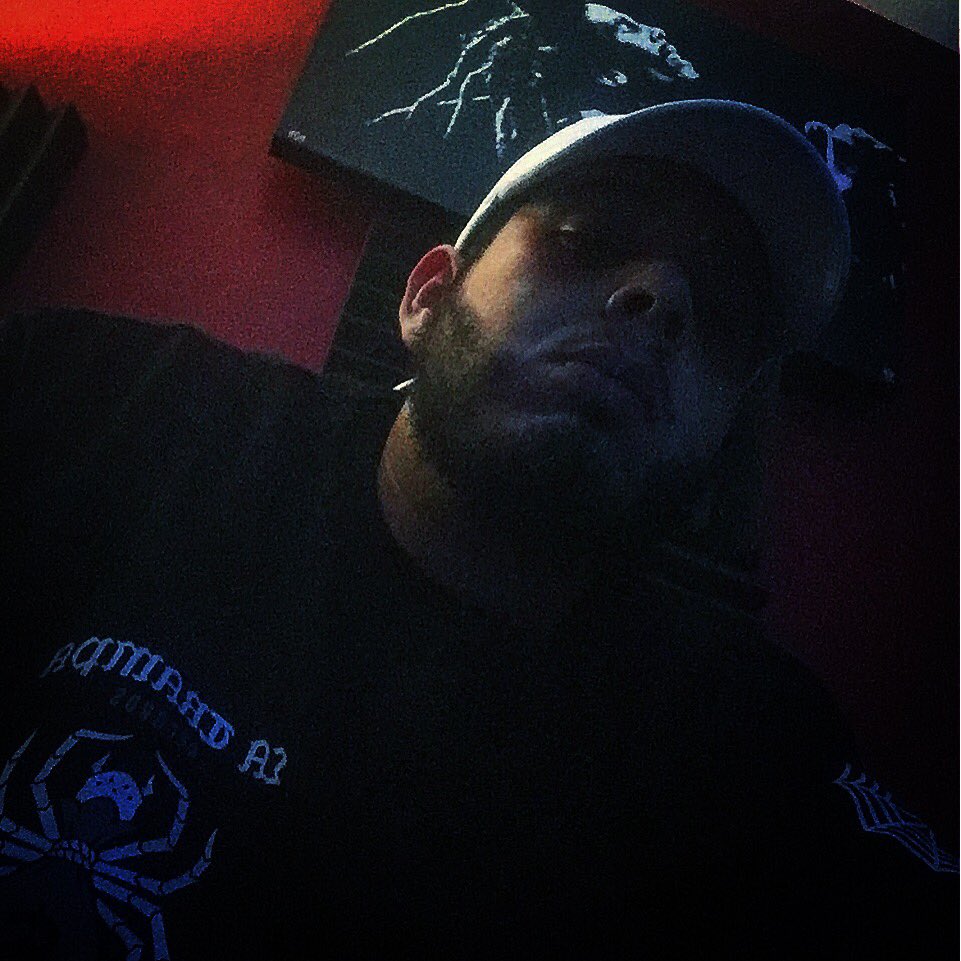 EndrizzyBeatz's tweet photo. ⛈⛈ https://t.co/JIvYBrs0cU