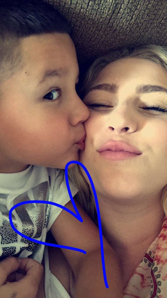 _lindslay's tweet image. 6 full years of wondering how I got so blessed with such a handsome, smart, and incredible nephew and godson. Love my Brycie💙#wheredidtimego