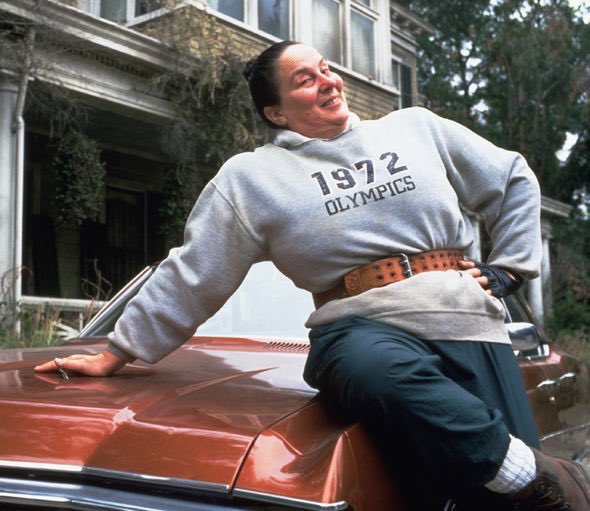 RyanBroton's tweet photo. Girls who lift >>> https://t.co/pThJ2X7evE