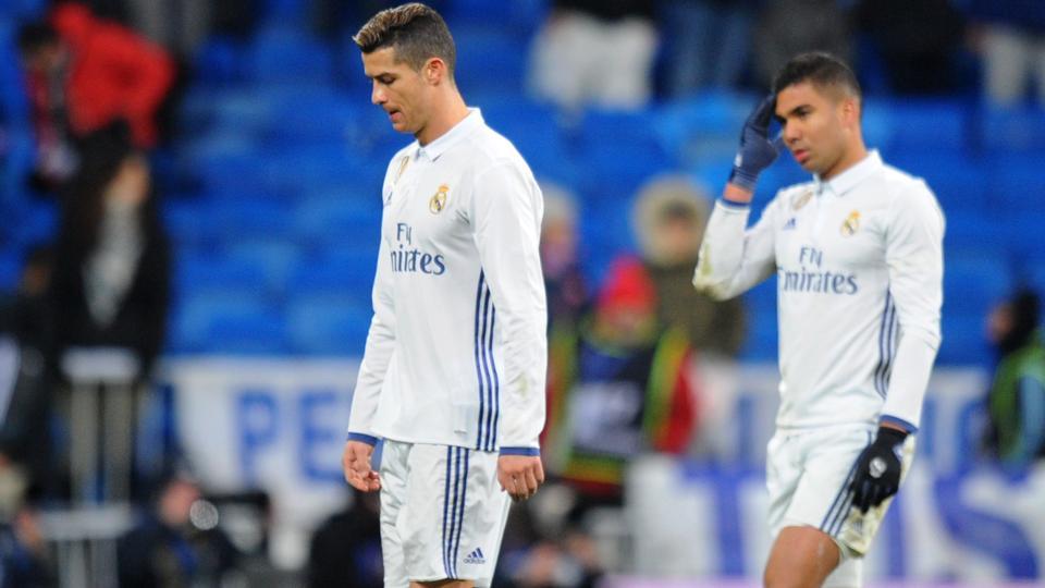 SportsbyHT's tweet photo. Real Madrid had not lost in 40 games in all competitions, now they have lost 2. #ZinedineZidane blames himself https://t.co/RhAcFgfeEt https://t.co/nfKaLmTNQr