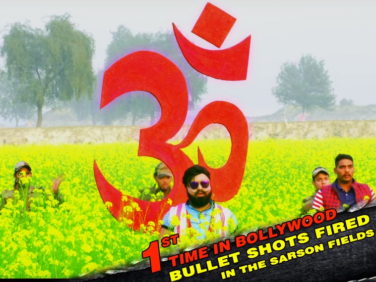 MSGTheFilm's tweet photo. We usually see #Bollywood stars dancing &amp; singing in Sarson fields. Out here, we have Patriotism flourishing! Don't miss #HKNKJ this season! https://t.co/yAZ5ezTOlI