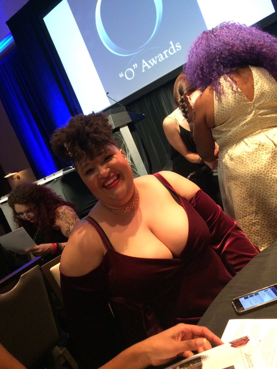My friends are just glowing! The O Awards @DirtyLola <a href="/sexAbled/">Robin Wilson-Beattie ♿️ 🌐 she,her</a> <a href="/SunnyMegatron/">Sunny Megatron | Sexologist & Kink Educator</a> <a href="/psychicken/">Lord Thunderpants</a> <a href="/BuckAngel/">Buck Angel® Transsexual</a> @ashleymanta ❤💜💖