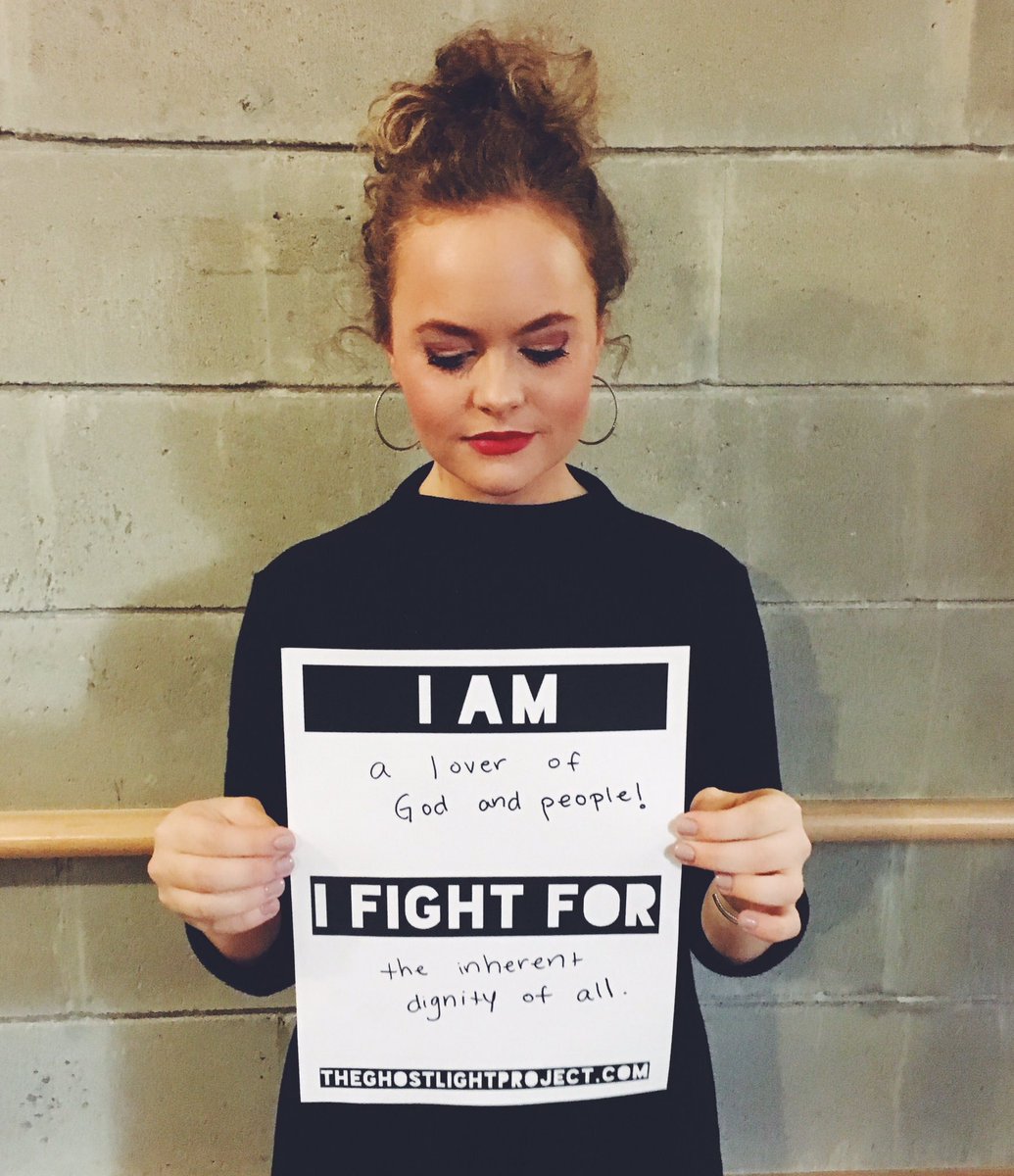 amandajanecoop's tweet image. Love my theatre community! @GhostlightProj #bealight #allarewelcome #ghostlightproject