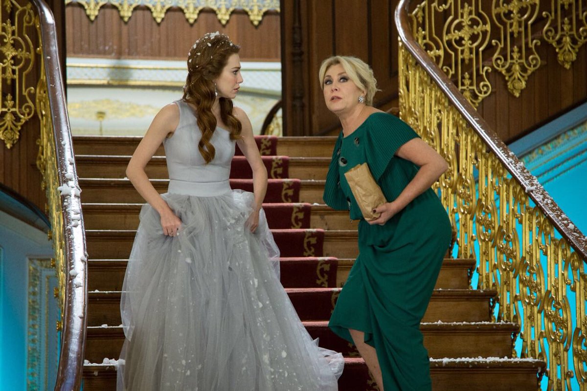 эльчин сангу свадьба. дафне и омер турецкий сериал. любовь напрокат свадьба. турецкий сериал дефне и омер. нергис кумбасар эльчин сангу.