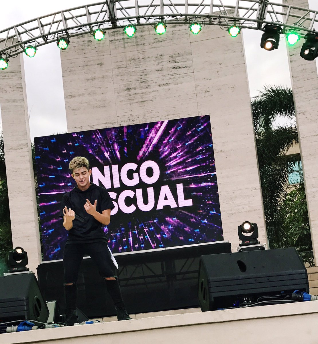 InigoDPascual's tweet photo. you make me feel some type of way ❤ https://t.co/6uyDBa8DiD