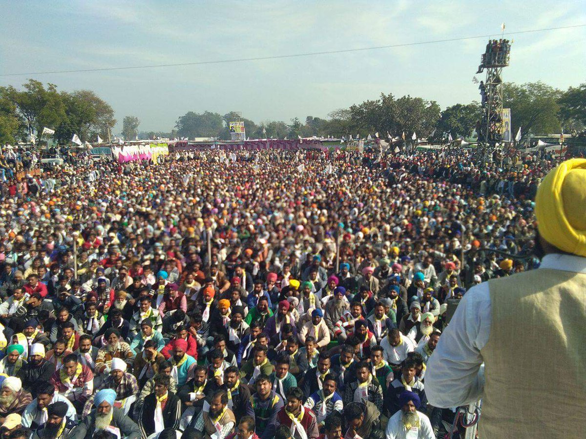 khanlassoi49's tweet photo. Massive crowd at khanpur,, @bhagwantmann,s Punjab inqlab rally,,, https://t.co/wE06hy3FSI