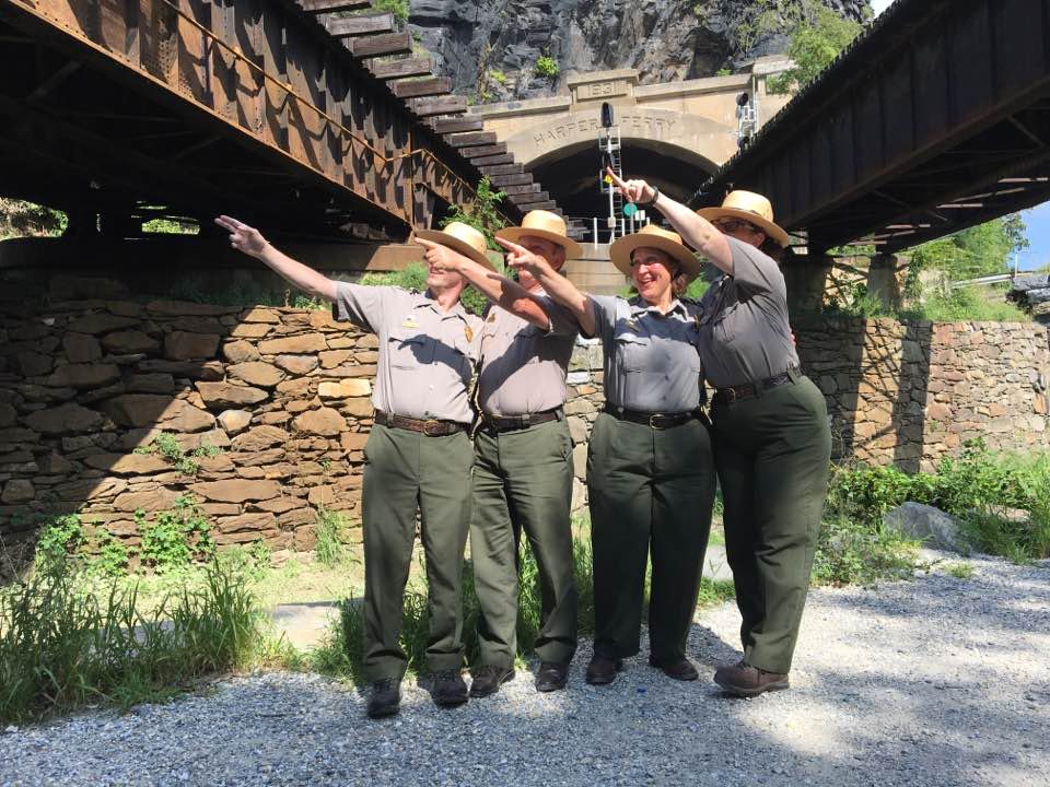 Nat'l Park Service Founders Day w/colleagues and a naturalization ceremony. Thx <a href="/jessicacmchugh1/">Jessica</a> for givinging me 1000%! <a href="/HarpersFerryNPS/">Harpers Ferry NHP</a>