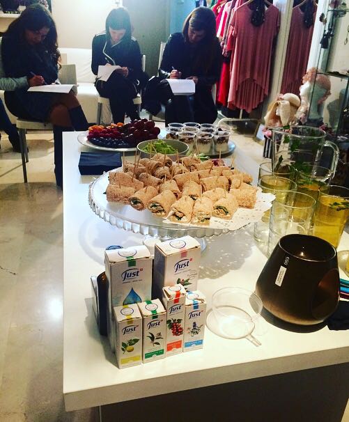 SAEKOHAMADA's tweet photo. Shapo Ole Workshop " Nutrition " this time. Well needed event after the festivities. Looking forward to see you on next one. #shapoole #moda https://t.co/Q7Pw2W1pwo