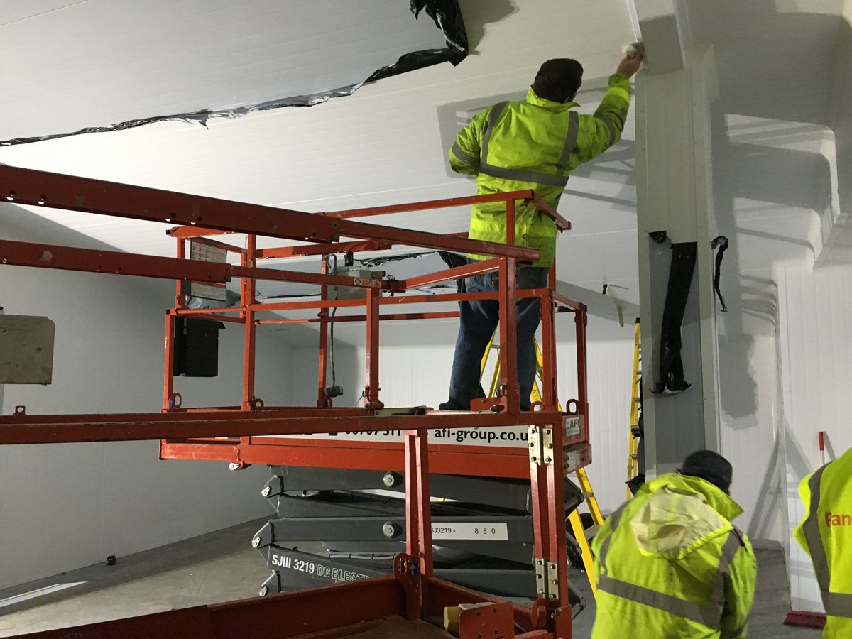 Panellinkltd's tweet photo. Works going well at @Godminsterfarm , hope those cheeses are kept chilly when the coldstore is finished #cheese #cold https://t.co/rWPVboxZvx