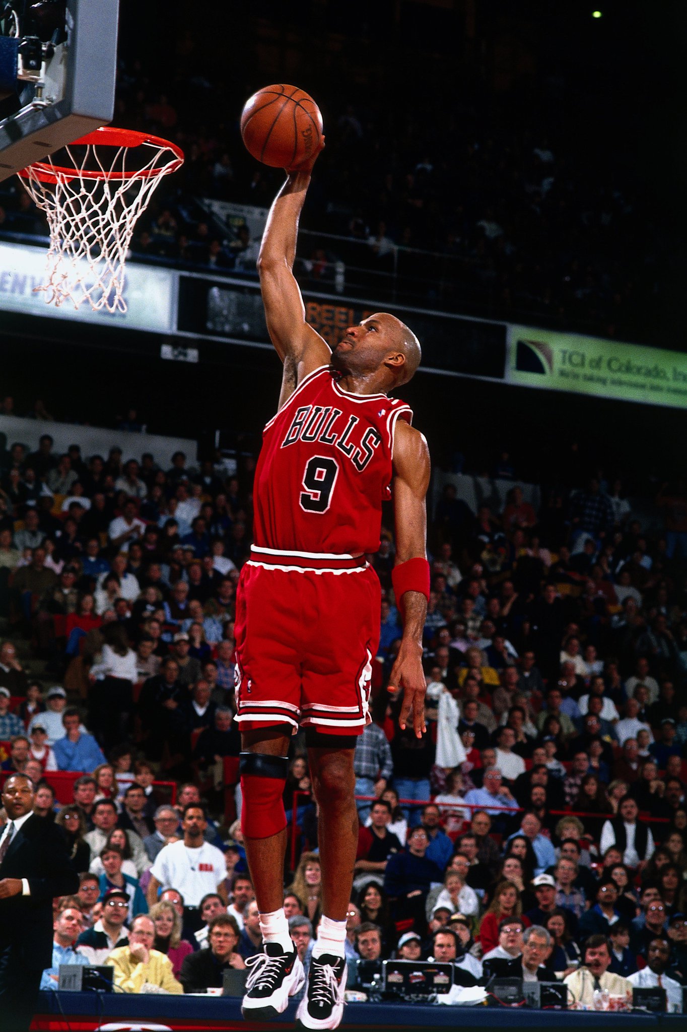 Happy Birthday to Ron Harper, who turns 53 today! 