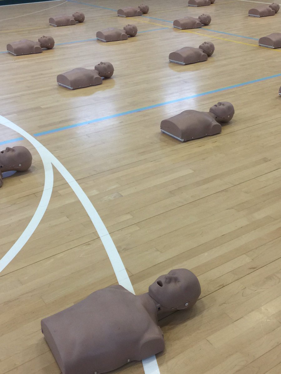 PahoaHigh's tweet photo. Hands-Only CPR certification @PahoaHigh today! #pahoapride #pahoahighandintermediate #CPR #CPRCertified https://t.co/ncENE8TNMJ