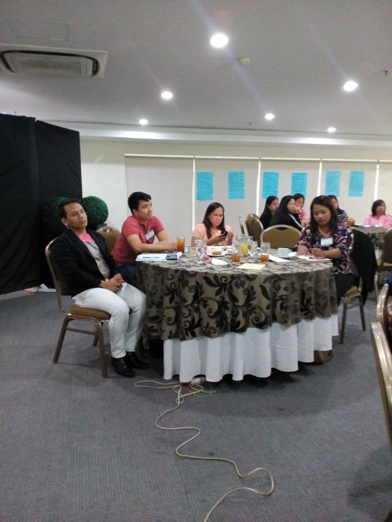 akoayblessed's tweet photo. atm AMs and BMs from KMBI VisMin Operations at 21st Century Leadership Style Training @kmbi_org https://t.co/F74kXFvPuD
