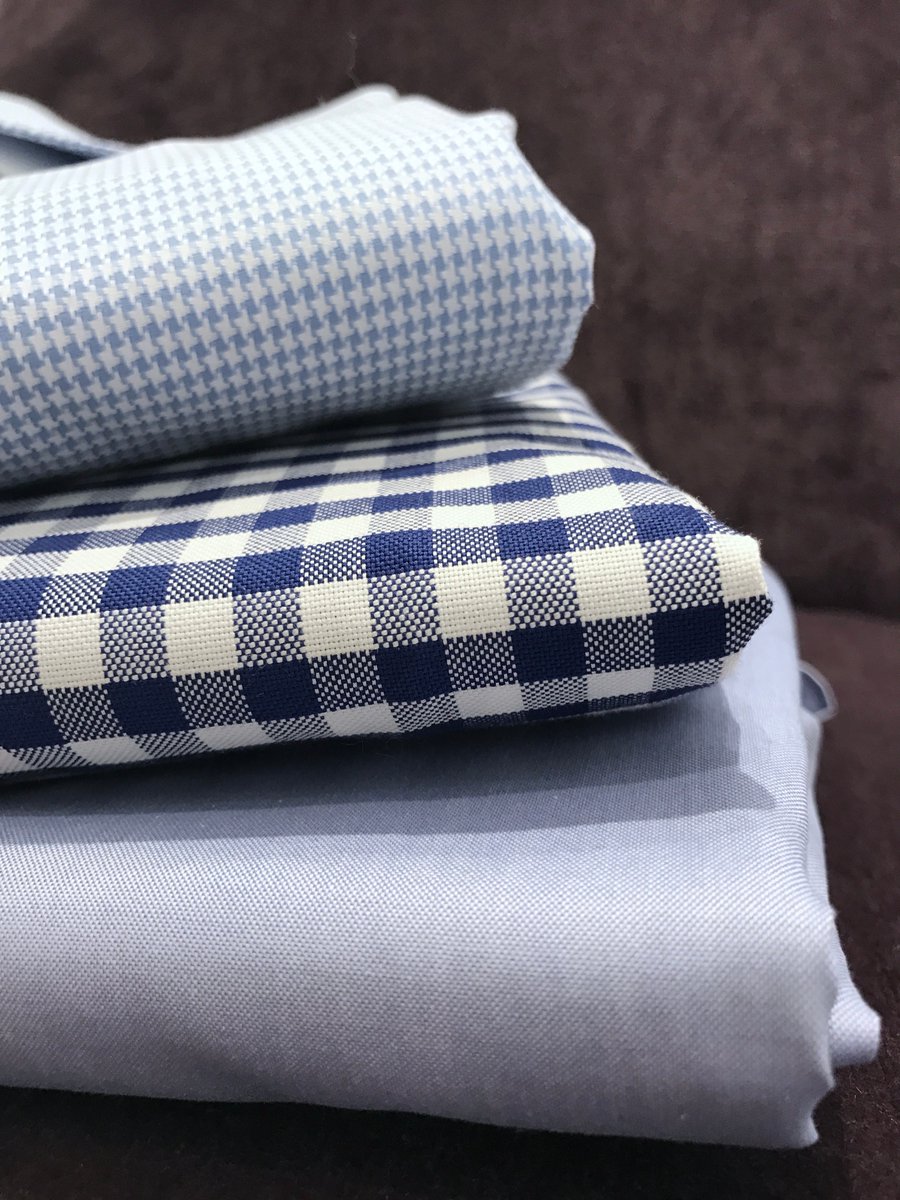 De pata de gallo, a cuadros o lisa ¿cuál es tu preferida? 

#BenchCorner #shirtcollection