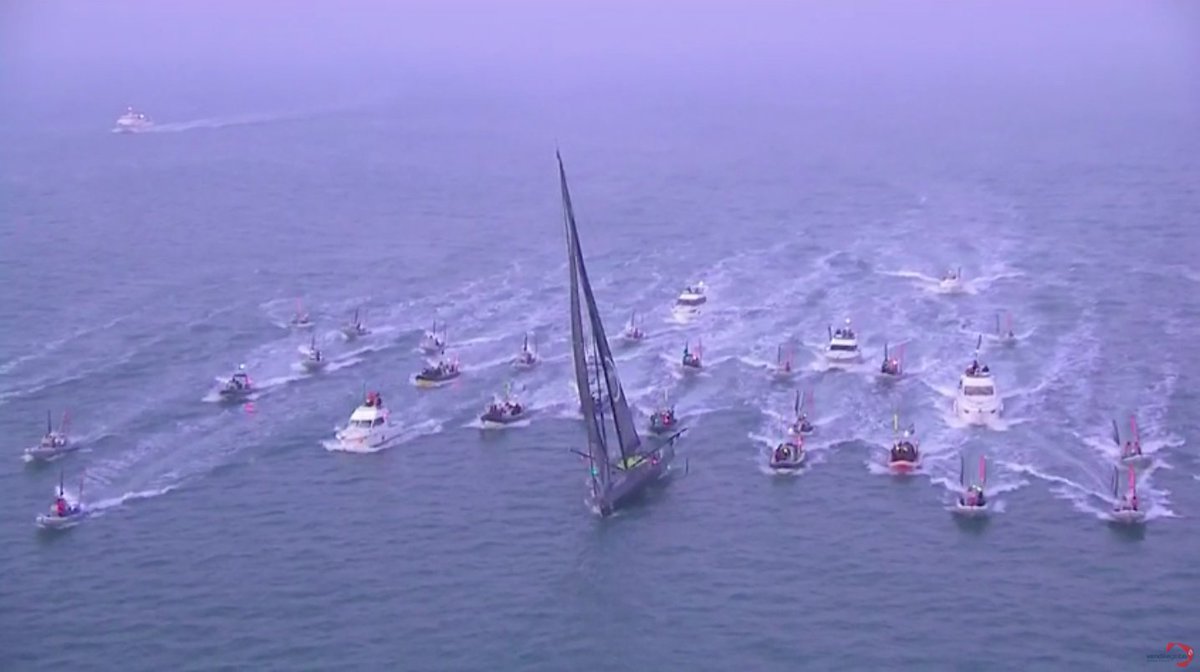 🚨Le LIVE a commencé ! Suivez l'arrivée d'Alex Thomson ➡️ vendeeglobe.org/fr/live | #VG2016