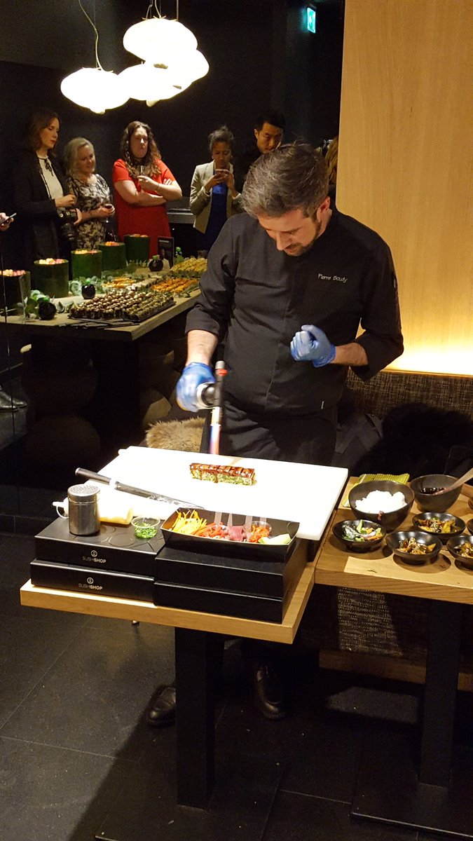 SavlaFaire's tweet photo. Still thinking about last night's #newmenu2017 preview @SushiShopUK. Kei Kobayashi's creative sushi collection is unmissable #FridayFeeling https://t.co/kVqi3b71tm