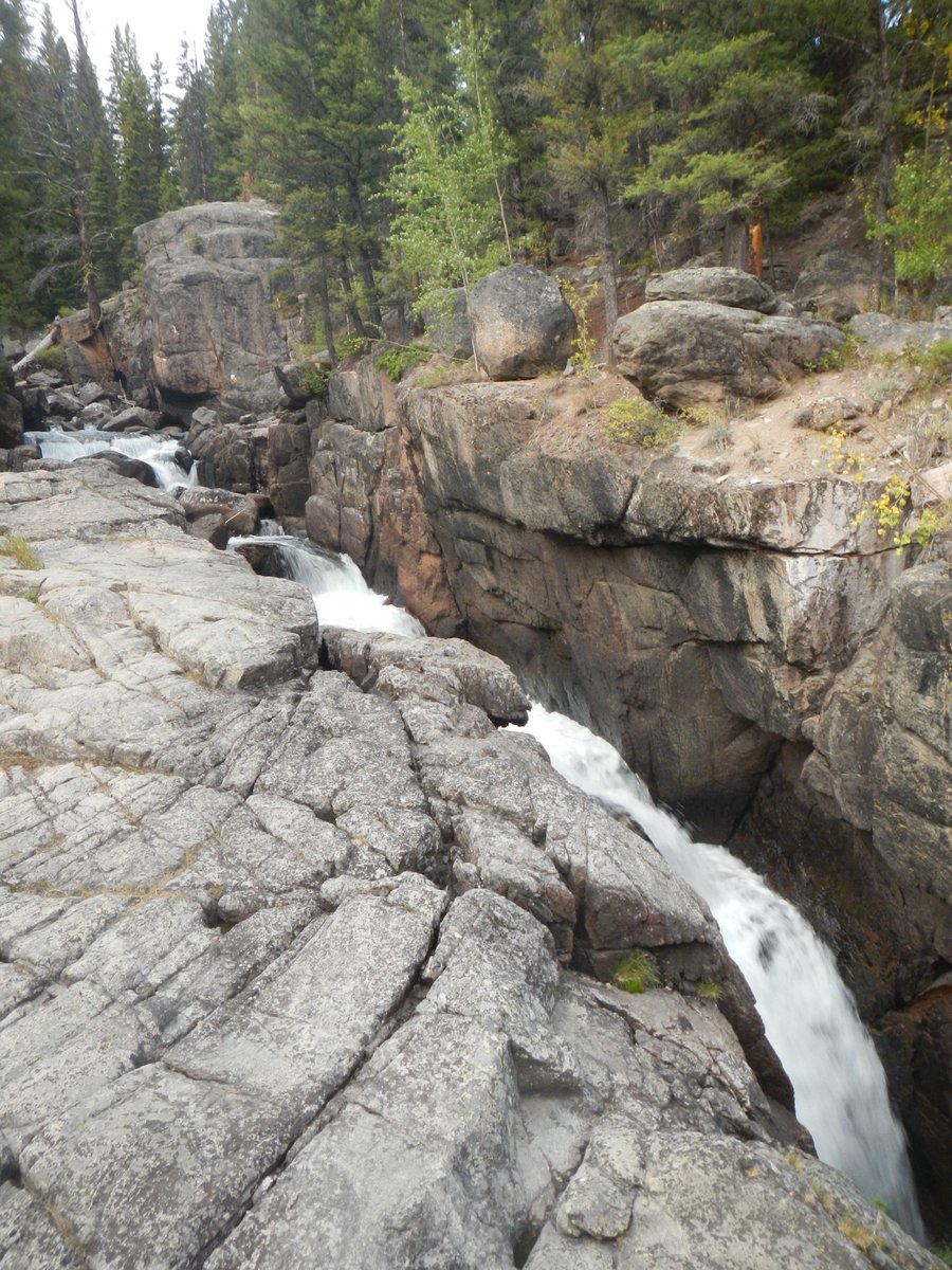 cairochris's tweet photo. Lake Creek near #BeartoothHwy, @ShoshoneNF, #Wyoming @WyomingTourism @forestservice #Scenic #ScenicDrive #nationalforest #AllAmericanRoad https://t.co/IPc9v5d9BI