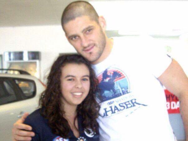 Tina_ZAP27's tweet photo. Bit of a throw back 9 years ago think we need an update @BrendanFevola25 HBD TO THE MAN I STILL CALL MY HERO ❤️ ✌️🍻 https://t.co/H0yJlgoZyw