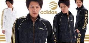 Ke Ta 数年前のヤンキー私服の四天王 Roial ホンダのキラキラtシャツ プーマの ジャージ アディダスのジャージ黒金もしくは白金 Ke Ta 数年前のヤンキー私服の四天王 Roial ホンダのキラキラtシャツ プーマの ジャージ アディダスのジャージ黒金もしくは白金