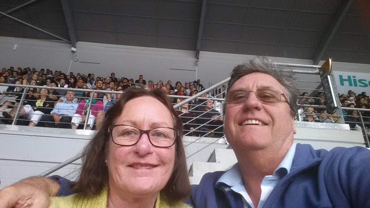 Here's going for win in emirates return competition at the australian open #EmiratesReturn