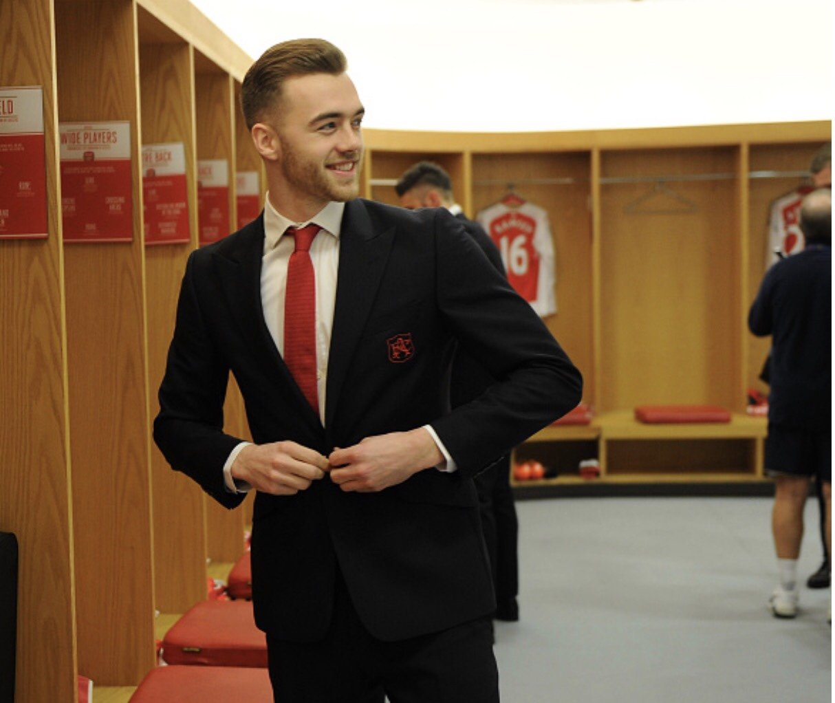 Happy birthday to Calum Chambers! 