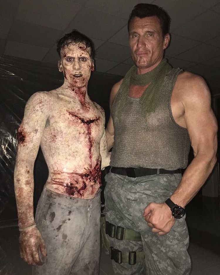 teasertrailer's tweet image. Dead Trigger - first look -&amp;gt; teaser-trailer.com/movie/dead-tri…

zombie action movie with Dolph Lundgren

#DeadTrigger #DeadTriggerMovie #DolphLundgren