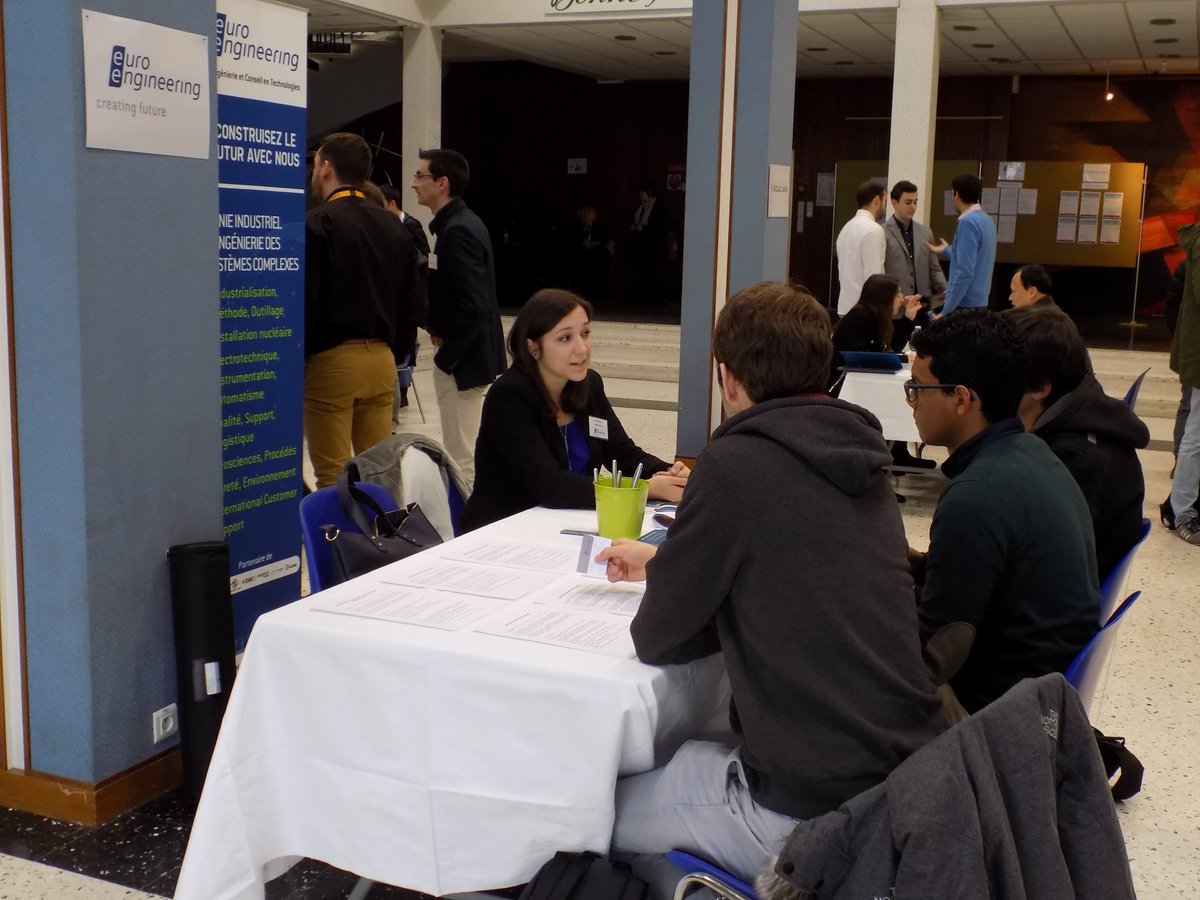 ISAE_officiel's tweet photo. Rencontres de l'Industrie hier sur le campus - une belle occasion pour nos étudiants de découvrir les métiers &amp; opportunités de carrières https://t.co/D8WwaSSOFJ