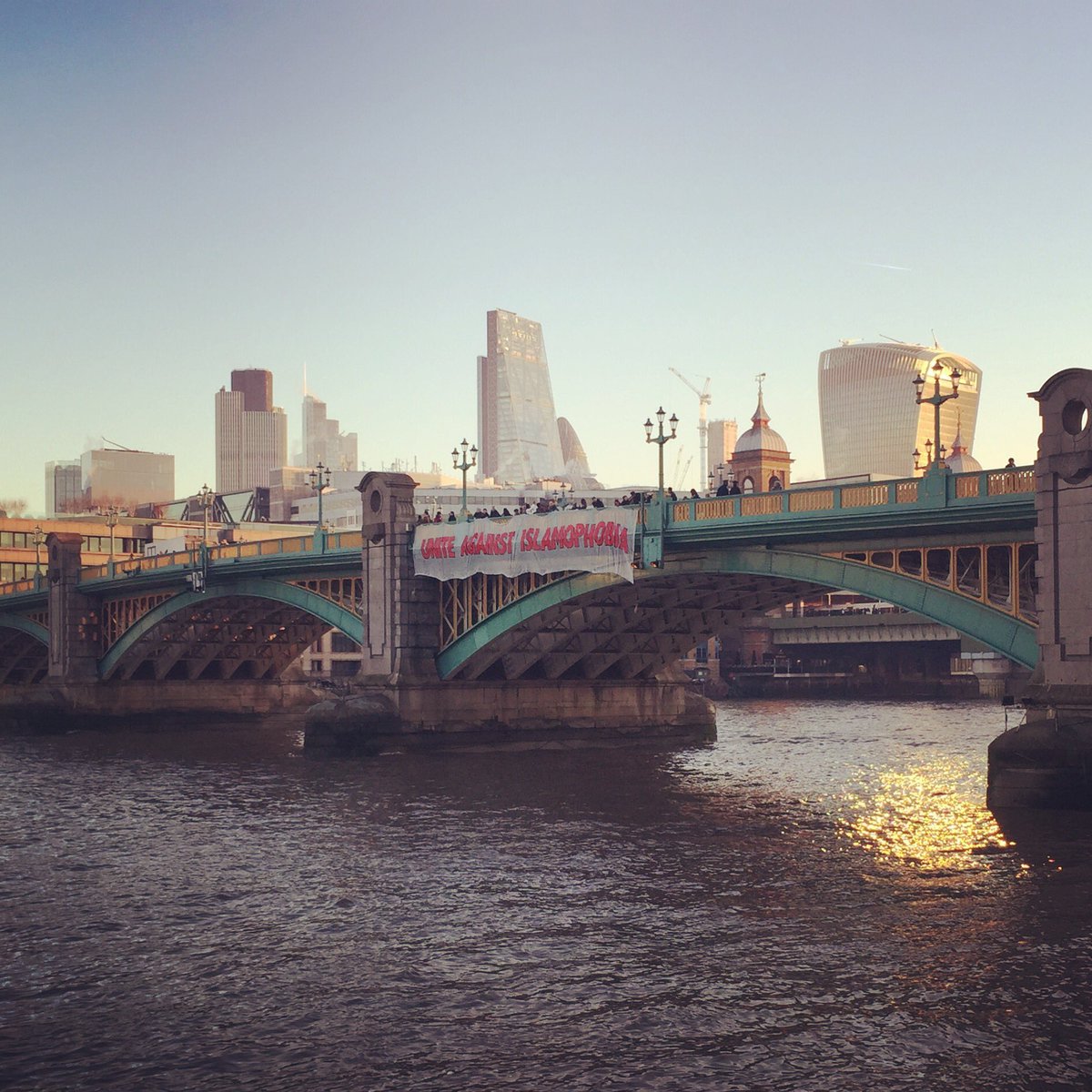 Today Donald Trump will be inaugurated US President. Together everywhere we send a simple, hopeful &amp; unmistakable message #bridgesnotwalls