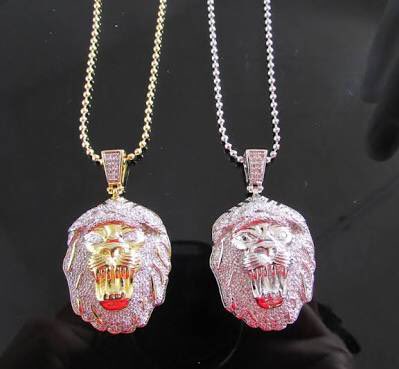 unknownstreetS's tweet photo. 😘😘😘
#blingbling #bling
#hiphop #dope
#rundmc #rapper #rap
#lions https://t.co/BPcqUBuGla
