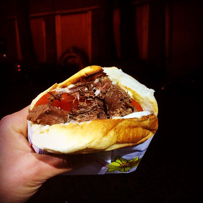 Inizia lo #StreetFoodTour con un ottimo #bollitodimanzo! #Roma