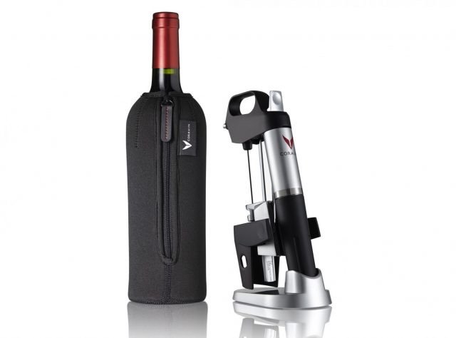 WineNewsIt's tweet photo. Il più #tecnologico tra gadget 2017 è #WineSystem @Coravin che permette di bere #vino senza stappare la #bottiglia https://t.co/rDrQ8hG8QX