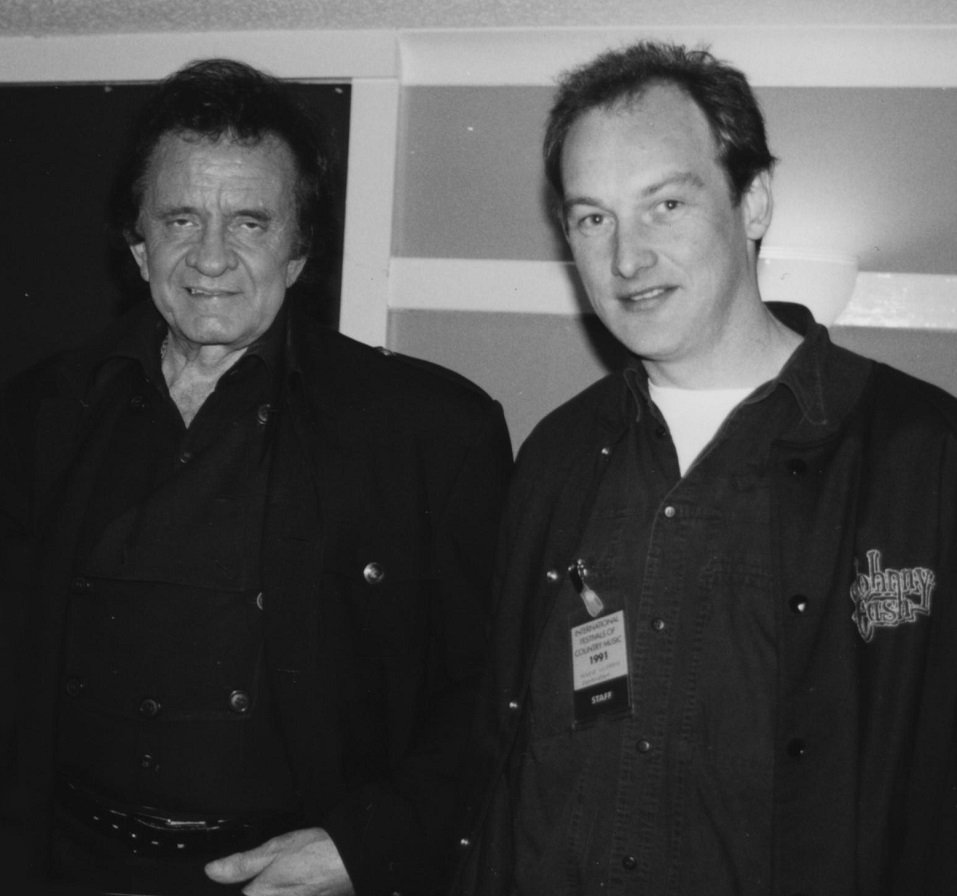 Keep It Cash (@keepitcash) on Twitter photo #johnnycash  Photo of Dave Burnham from Keep it Cash backstage at Wembley Area circa 1990 with Johnny Cash keepitcash.net #johnnycash  Photo of Dave Burnham from Keep it Cash backstage at Wembley Area circa 1990 with Johnny Cash keepitcash.net