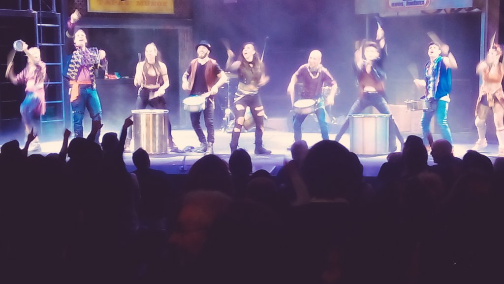 Alto voltaje en el estreno de #Rumba musical de <a href="/ES_Mayumana/">Mayumana</a> Soberbio!!! Gracias <a href="/DavidOttone/">David Ottone</a>