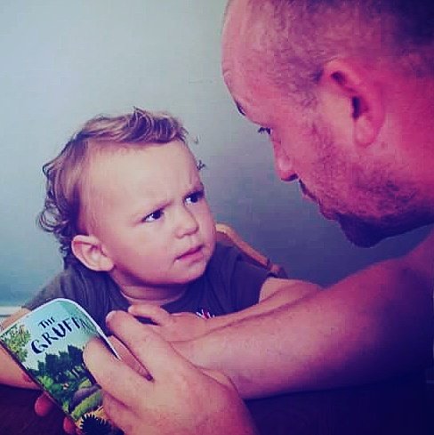 Most intense reading of The Gruffalo EVER!
 #actorslife #family #love #cousin