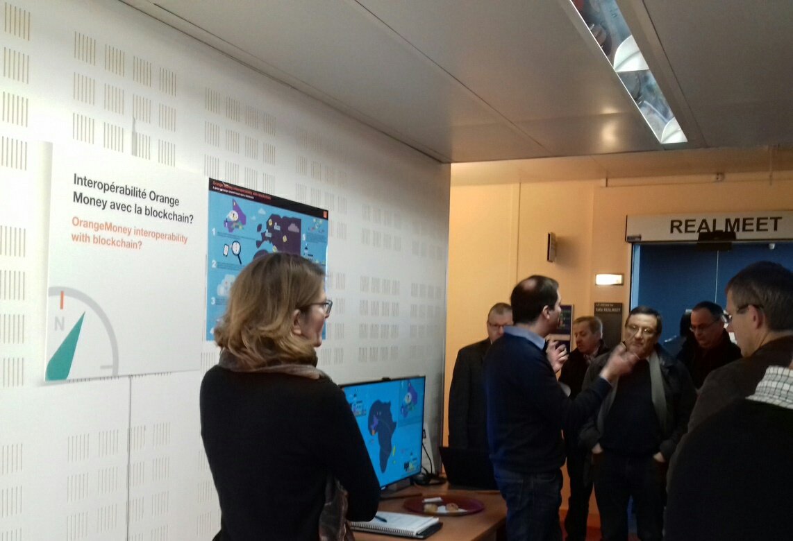 asmuller2003's tweet photo. Interoperabilite Orange Money avec blockchain ? Bel exemple de collaboration entre #orangelab #lannion #caen à voir aujourd'hui au #sdlr2016 https://t.co/cJxW6FsD6H