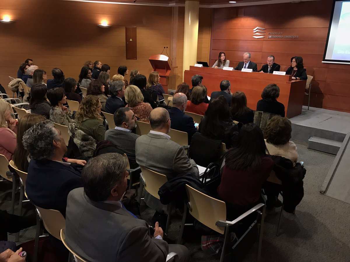 malaga's tweet photo. Esta mañana se desarrolla una jornada conmemorativa con motivo del #DíaEuropeoMediación, que se celebra mañana, en @MuseoPatrimonio https://t.co/iCKp3JqpZl