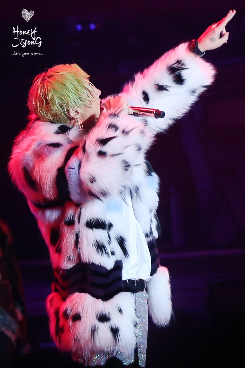 honeyjiyong tweet picture