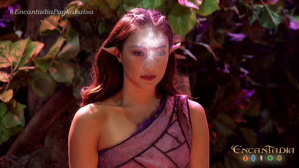 GMAEncantadia's tweet photo. Isang bagong pag-asa ba ang makikita ni Cassiopea?

#EncantadiaPagkakaisa
https://t.co/mAMGI4FlNB https://t.co/SAjG8owPCr