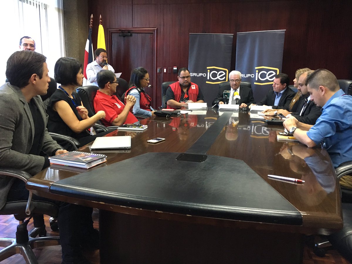 kolbi_cr's tweet photo. Porque somos familia, somos de lo mismos estamos en la conferencia de prensa para conocer el monto recaudado para los afectados de #OttoCR https://t.co/DFlNCbQPeI