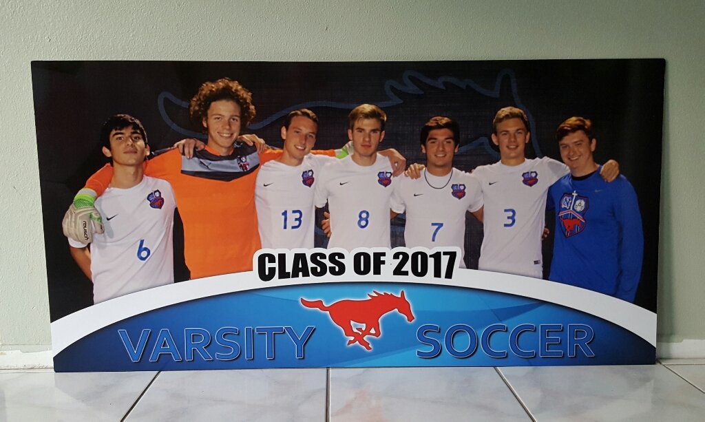 Tampa_Bay_Signs's tweet photo. Dibond Sign - 2'x4' Printed full color on 3M vinyl with gloss laminate. 
#dibondsigns #schoolsports https://t.co/YivtIrCjKk
