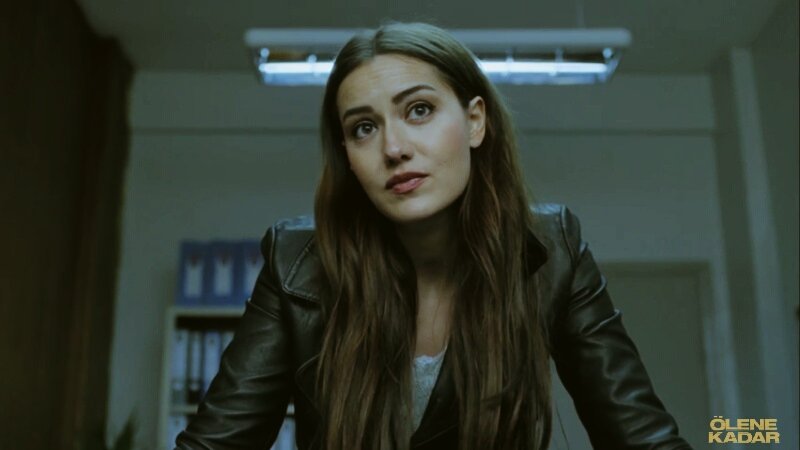 sintirsistemi's tweet photo. Avukat Selvi yakıyorr.. yıkıyorr..🔥🌟
#FahriyeEvcen #ÖleneKadar https://t.co/XGHlwizzsP