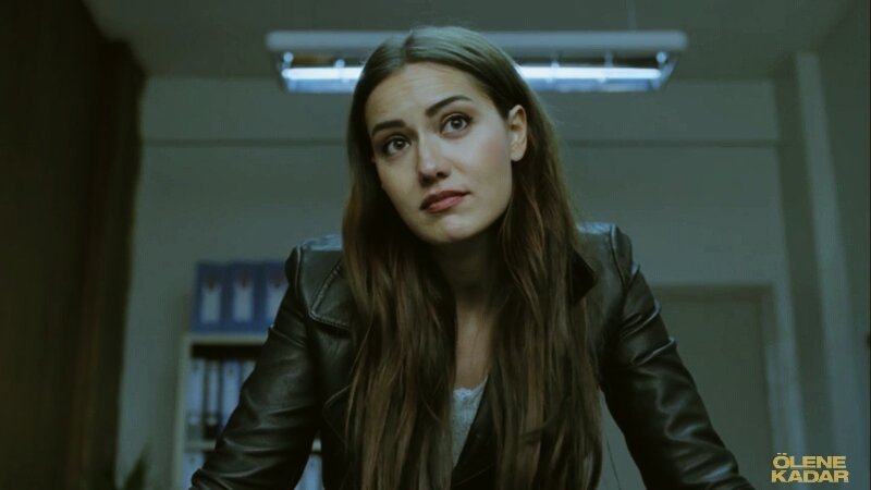 sintirsistemi's tweet photo. Avukat Selvi yakıyorr.. yıkıyorr..🔥🌟
#FahriyeEvcen #ÖleneKadar https://t.co/XGHlwizzsP