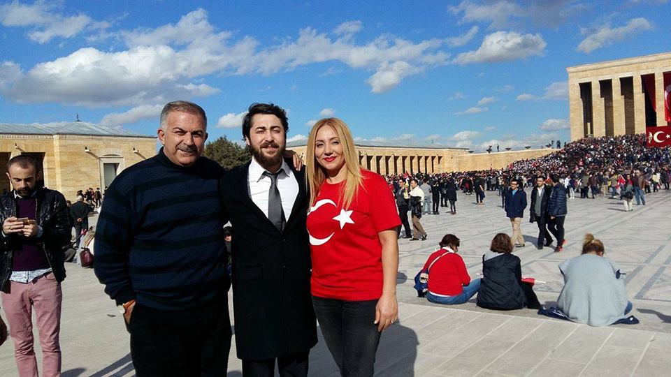 fahrettin25's tweet photo. EbediDostluk SemihÖztürk https://t.co/cwyGMlP3VA