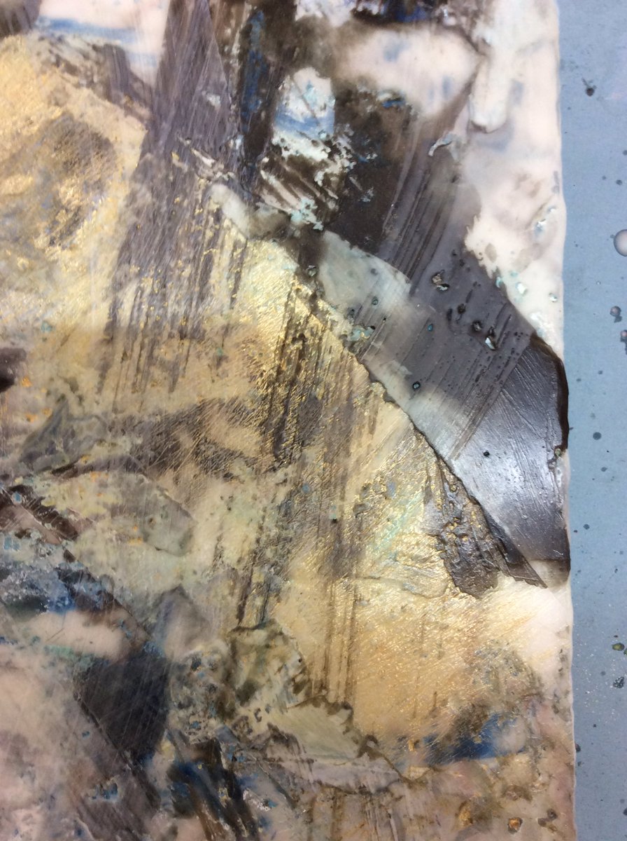 OrchardArt's tweet image. Working some encaustic magic in the studio..lovely beeswax smell, enjoying the surface.#art #encausticart #surfacetexture #abstractart