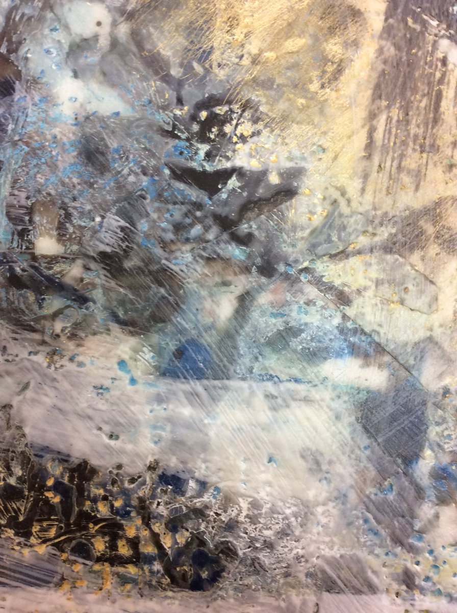 OrchardArt's tweet image. Working some encaustic magic in the studio..lovely beeswax smell, enjoying the surface.#art #encausticart #surfacetexture #abstractart