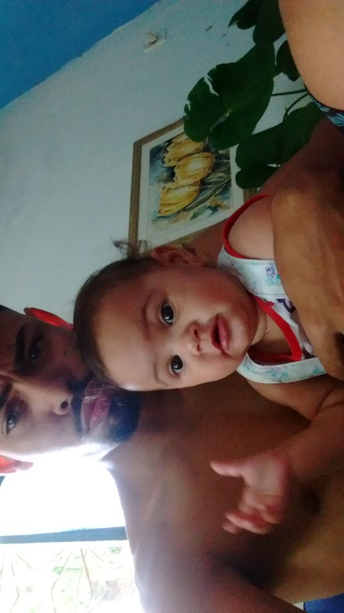 LucasWalkeeeer's tweet photo. Meu bb, 7 meses hoje ❤
#afilhada
#maiorpresentedeDeus https://t.co/Oym6rwjeJm