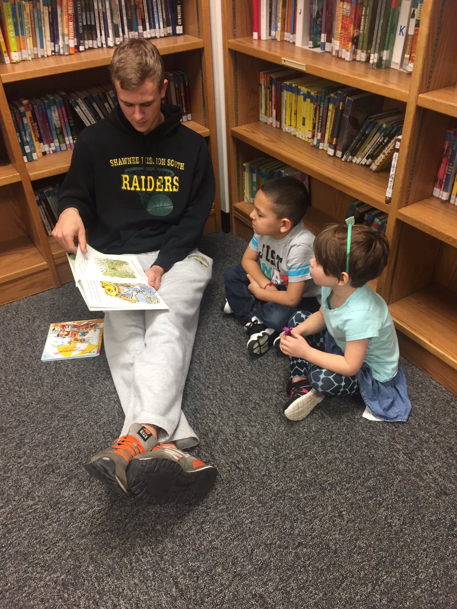 SMSRaiderHoops's tweet photo. Member of the Dodge City TOC All-academic team, David Parks, reading to some Dodge City kindergarteners.  Congrats David. https://t.co/jo2It0K7B7