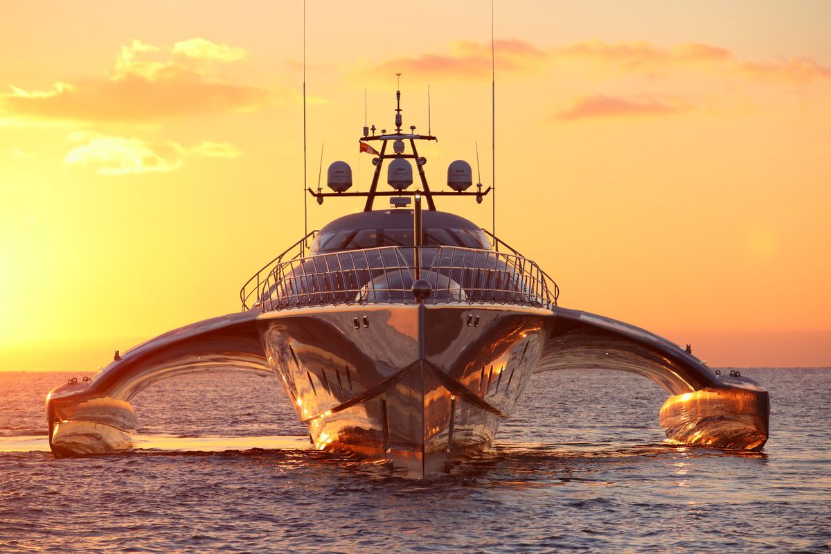 FraserYachts's tweet image. Fraser Yachts welcomes GALAXY OF HAPPINESS to the sales fleet; a truly exceptional, sea-efficient, high-speed yacht. buff.ly/2jg1vIK